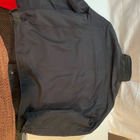 Jacket - Picture 2 of 7